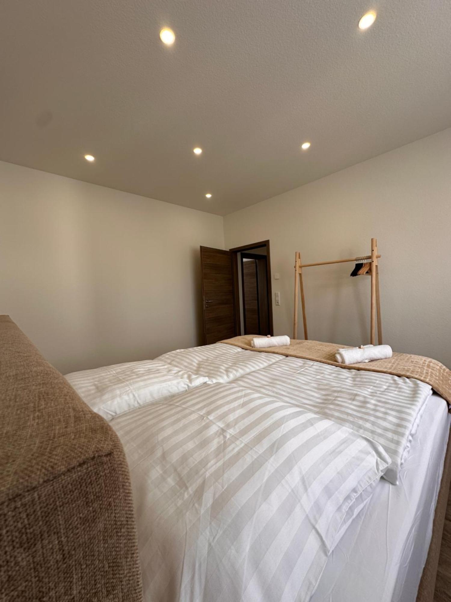 Amao-Obsidian I 120Qm I Elegantes Business- & Familienapartment I 3 Schlafzimmer I Kingsize Betten Schwanau Dış mekan fotoğraf