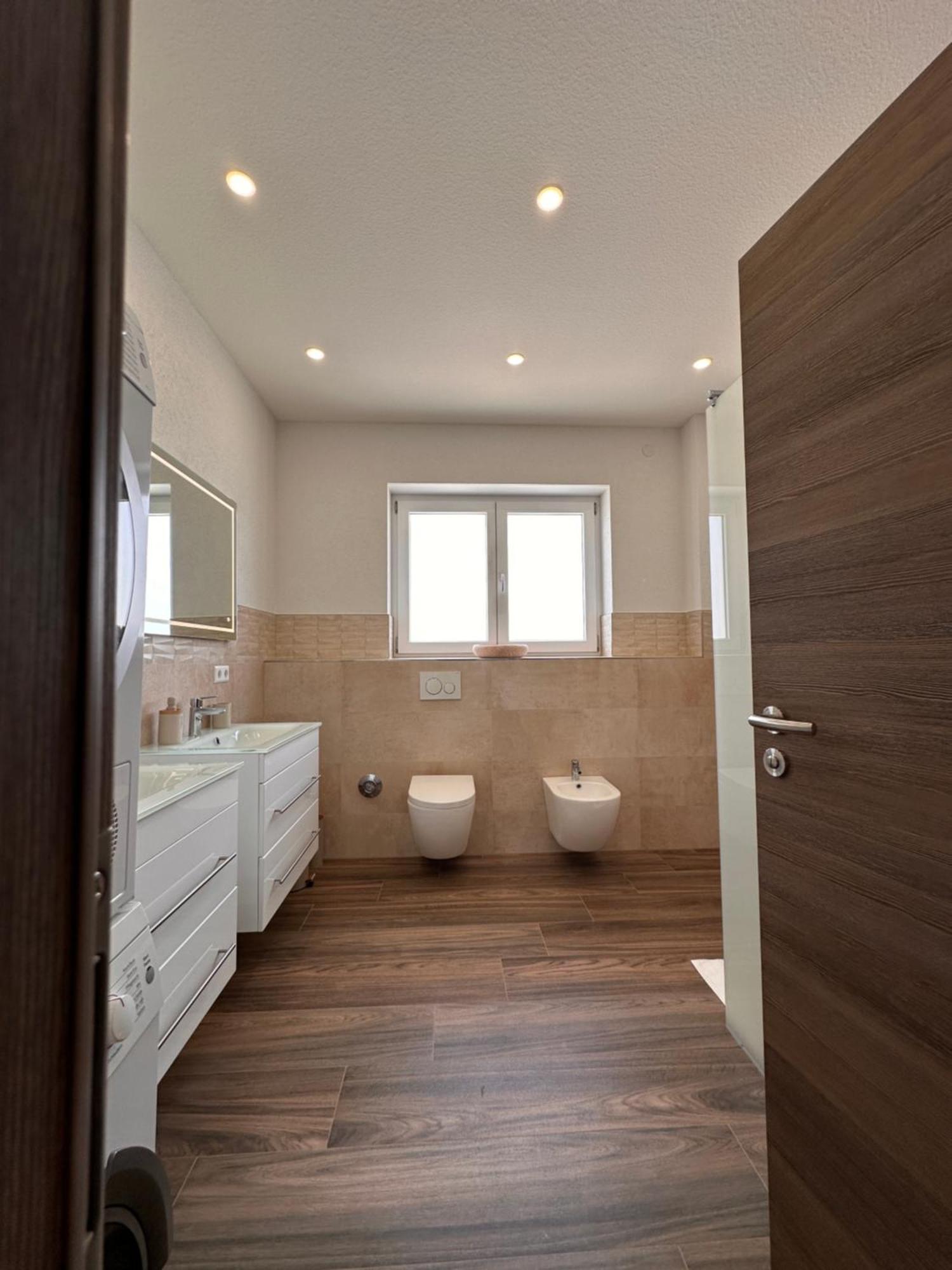 Amao-Obsidian I 120Qm I Elegantes Business- & Familienapartment I 3 Schlafzimmer I Kingsize Betten Schwanau Dış mekan fotoğraf