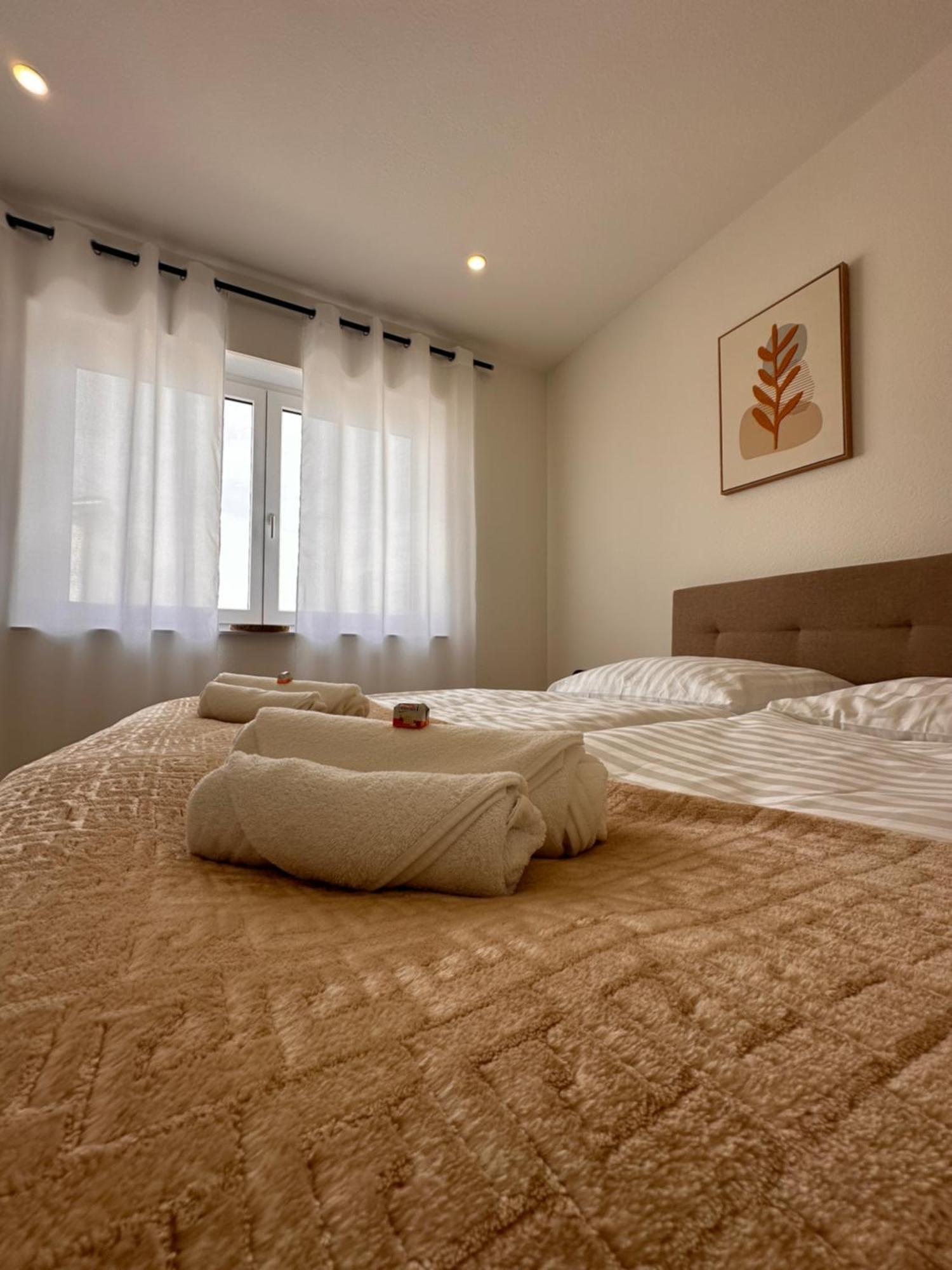 Amao-Obsidian I 120Qm I Elegantes Business- & Familienapartment I 3 Schlafzimmer I Kingsize Betten Schwanau Dış mekan fotoğraf