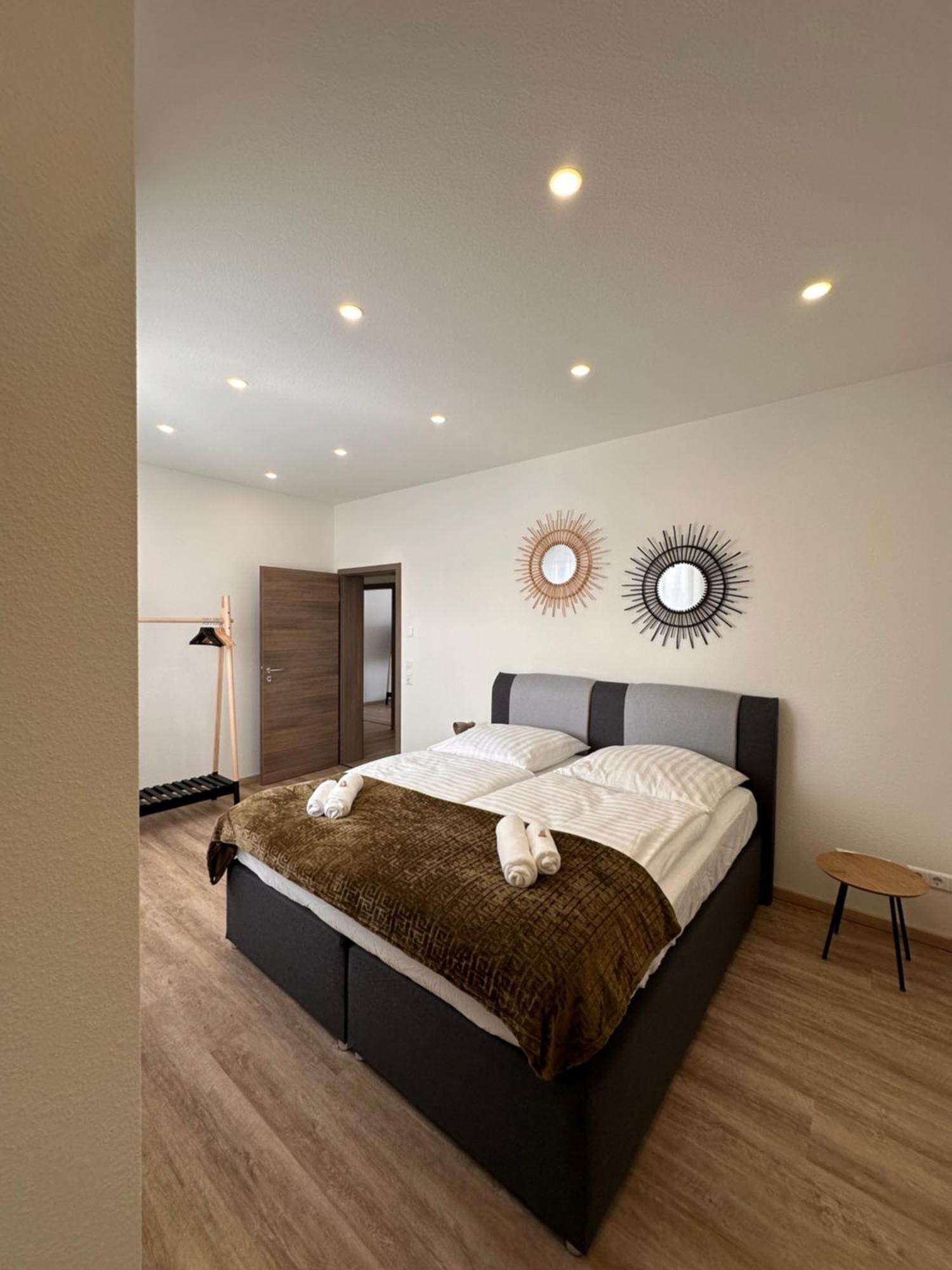 Amao-Obsidian I 120Qm I Elegantes Business- & Familienapartment I 3 Schlafzimmer I Kingsize Betten Schwanau Dış mekan fotoğraf