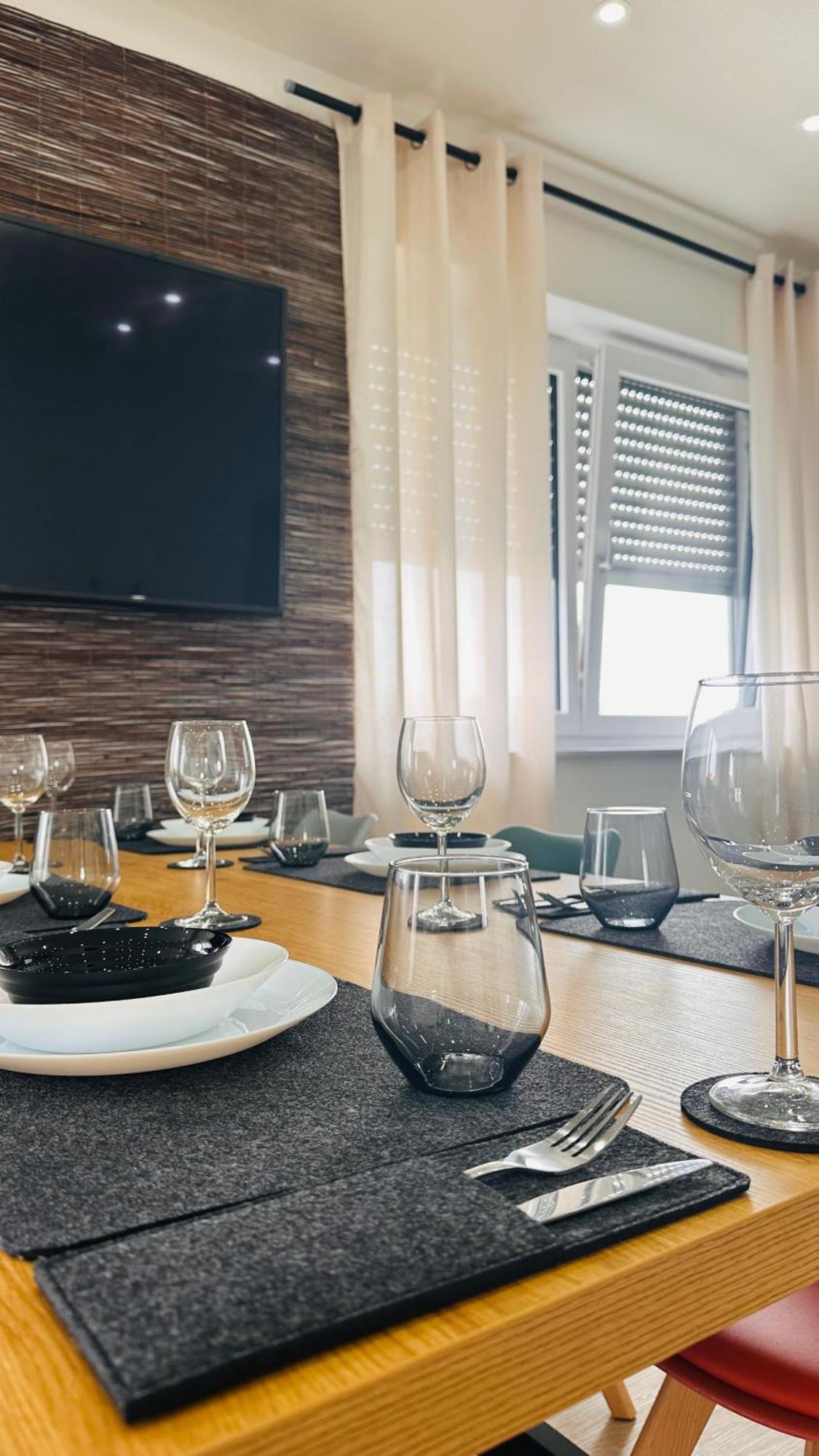 Amao-Obsidian I 120Qm I Elegantes Business- & Familienapartment I 3 Schlafzimmer I Kingsize Betten Schwanau Dış mekan fotoğraf